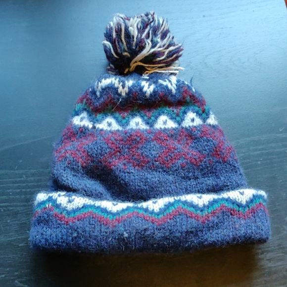 Eastern Mountain Sports Accessories - 3/$15 EUC Wool beanie with pom